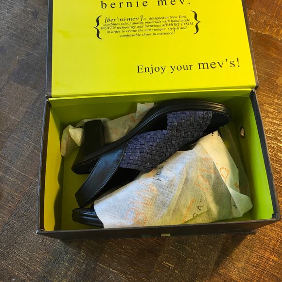 Bernie Mev Beatrice Pump Womens 38 7.5-8 Blue Jeans Heel Shoe Open Toe w/Bag Box - Picture 9 of 9